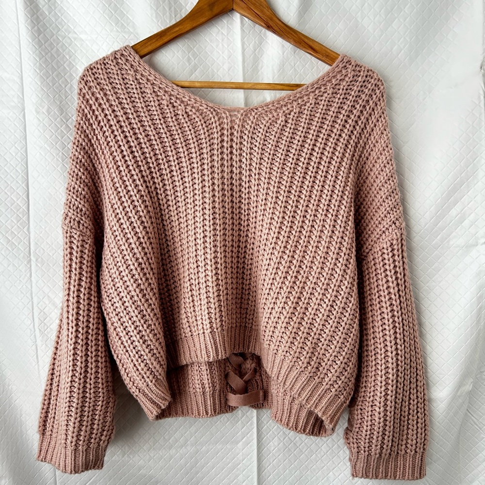 Elegant Mauve V-Neck Sweater